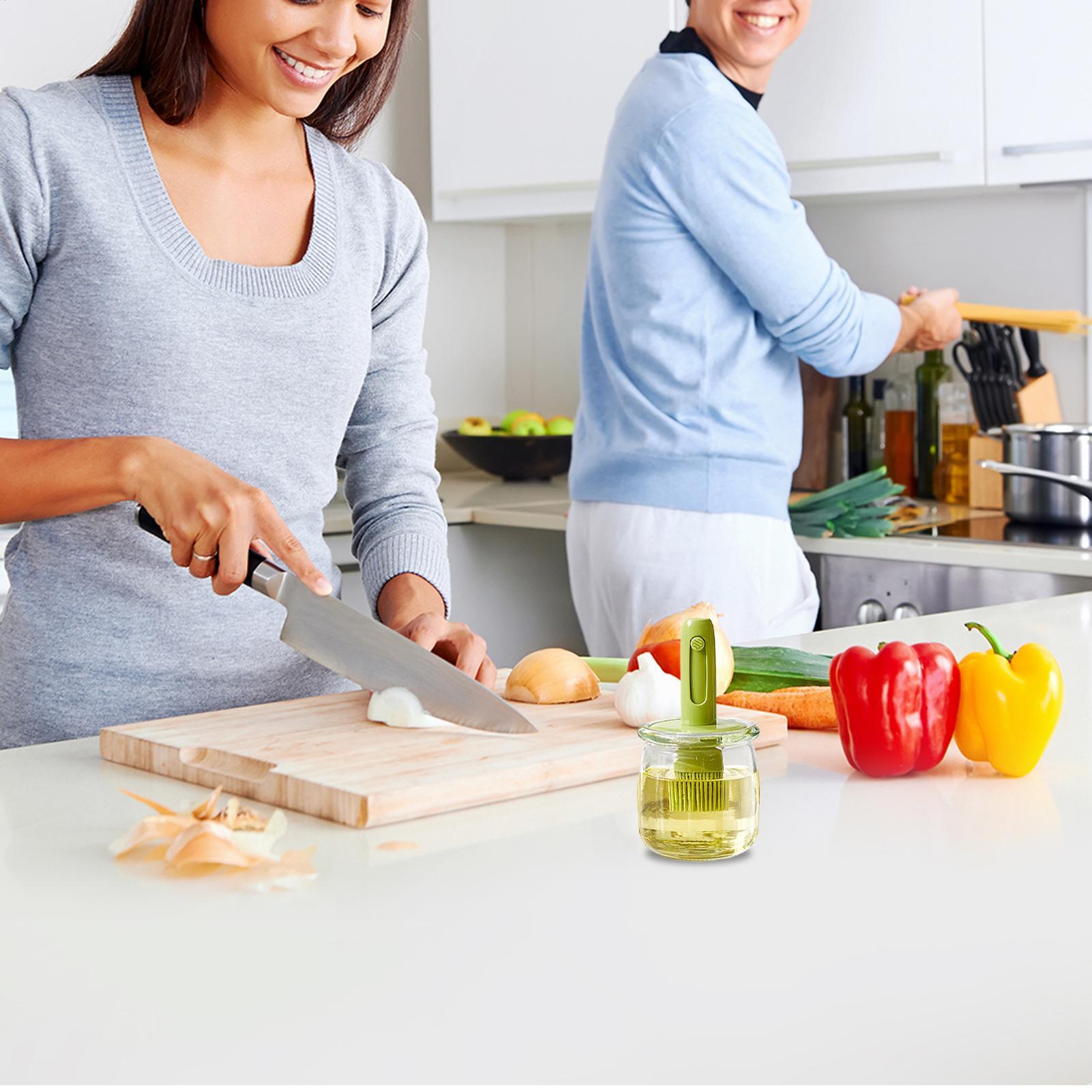 Oil Dispenser Silicone Sauce B - Kitchen Gadgets Dispenser Brush Holder 리뷰 및 가격