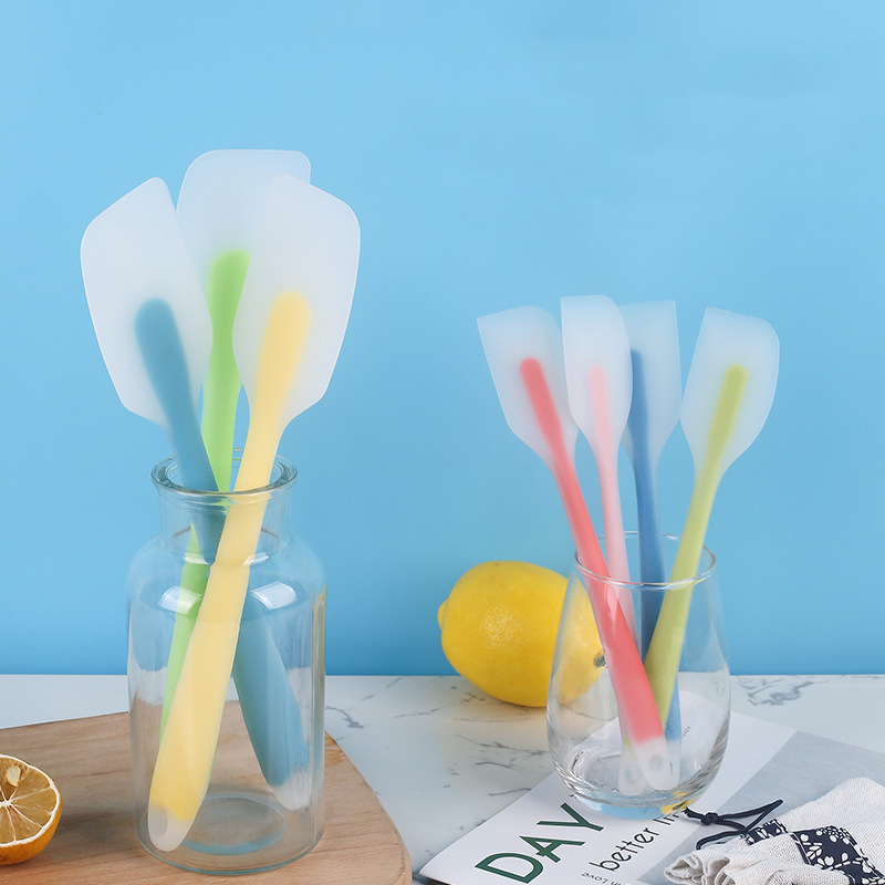 2 Size Flexible Silicone Scrap - Kitchen Gadgets To Have 리뷰 및 가격